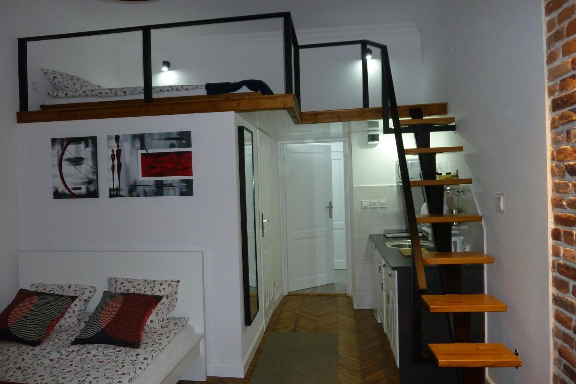 Studio Apartment