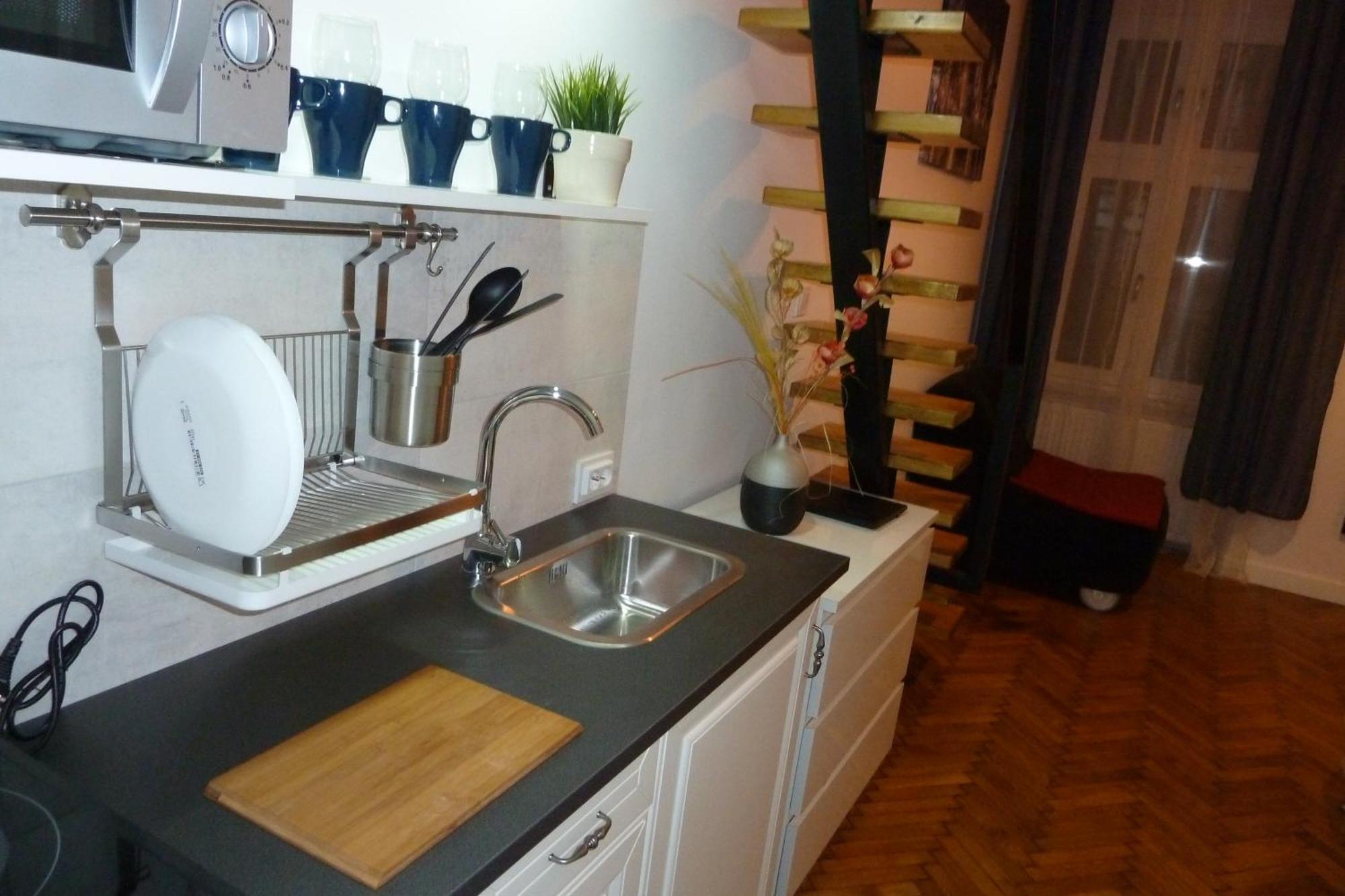 Studio Apartment