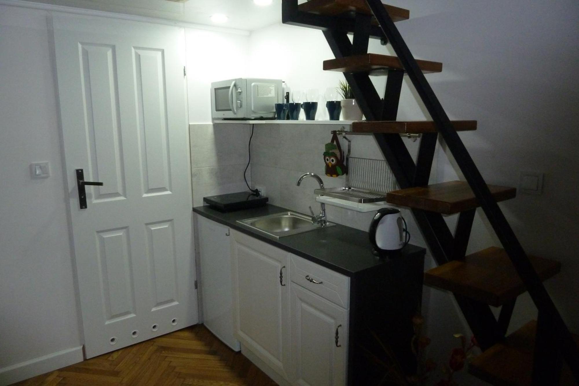 Studio Apartment