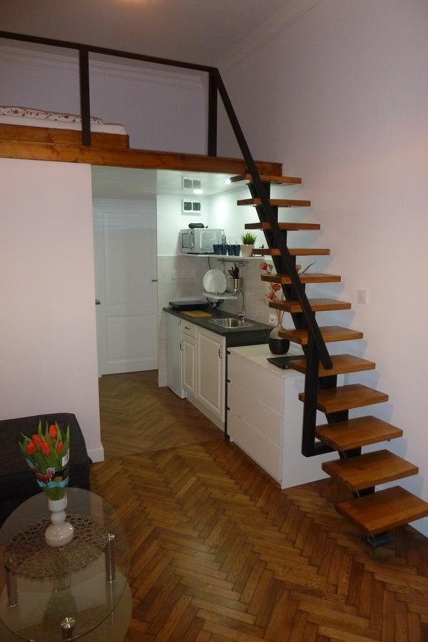 Studio Apartment